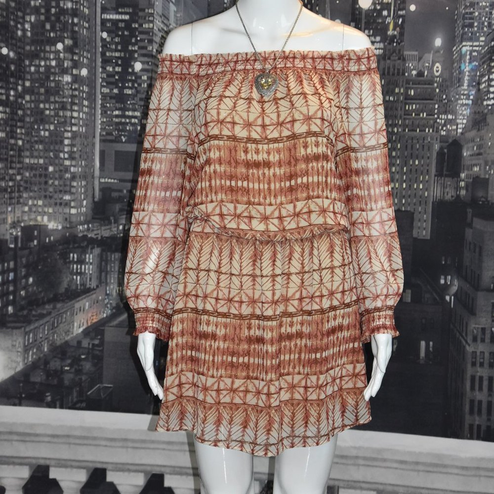 Hinge sz XS On or Off the Shoulders Above the Knee Ultra Feminine Dress